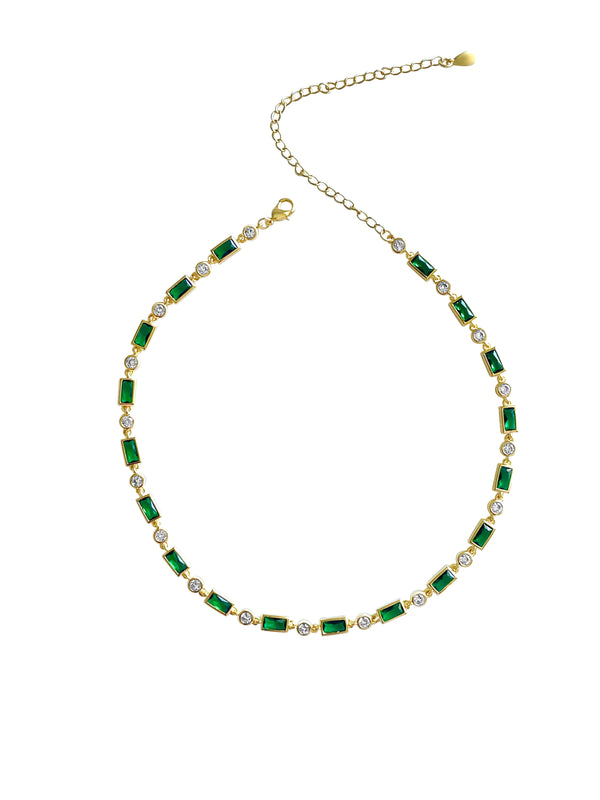 Emerald-Choker-Layers-of-Jewelry