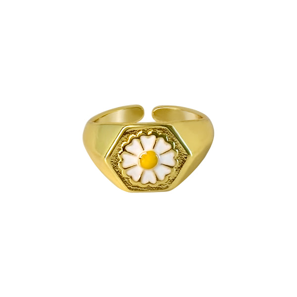 Daisy-Ring-Layers-of-Jewelry