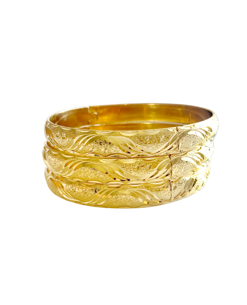 Gold-Swirl-Bangle-Layers-of-Jewelry