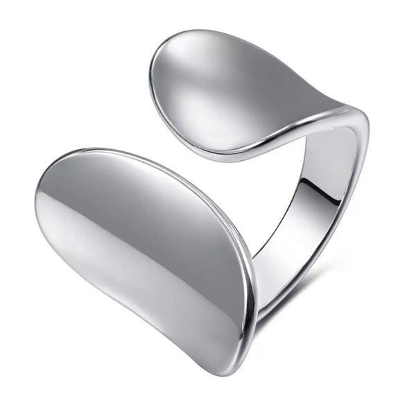Wave-Silver-Ring-Layers-of-Jewelry